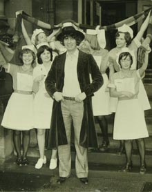 Tom Baker with nurses